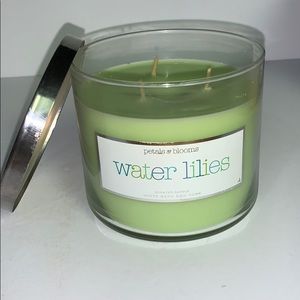 Water Lilies Candle Rare bath & Body Works Candle